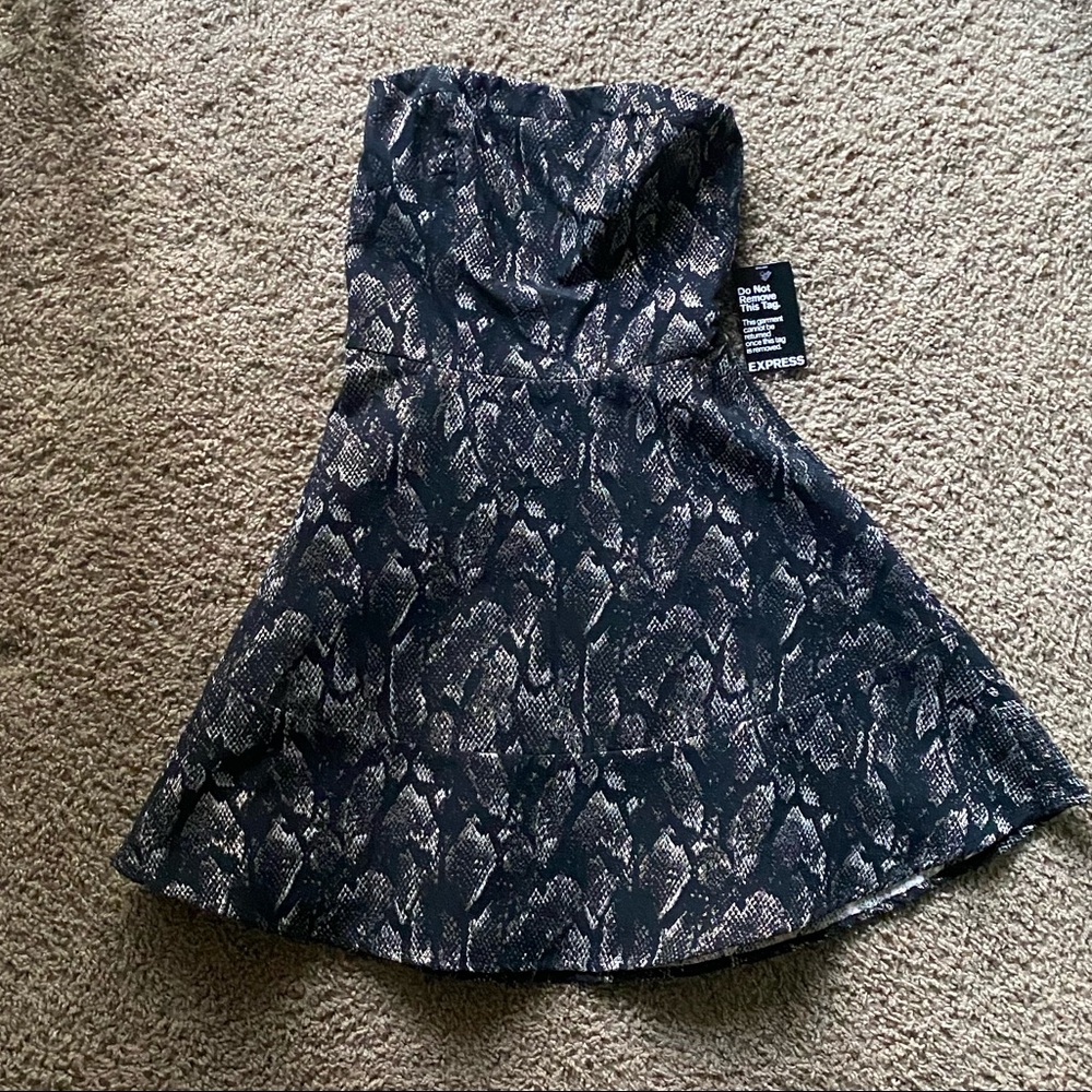 NEW Express Python print dress - Picture 3 of 7